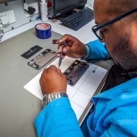 mobile phone repair in cameroon